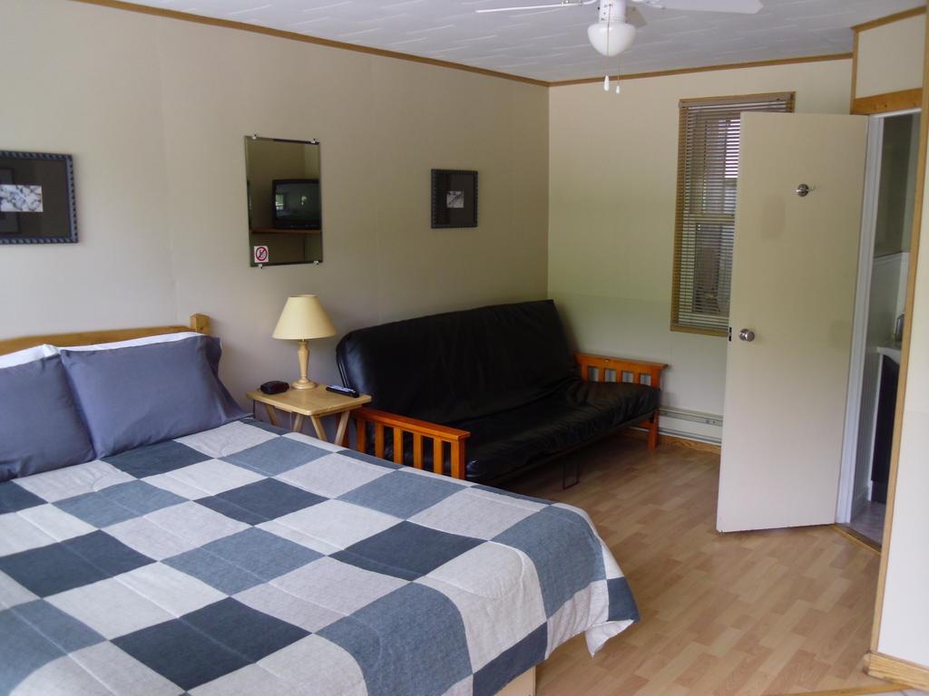 Peacock Villa Motel Tobermory Zimmer foto