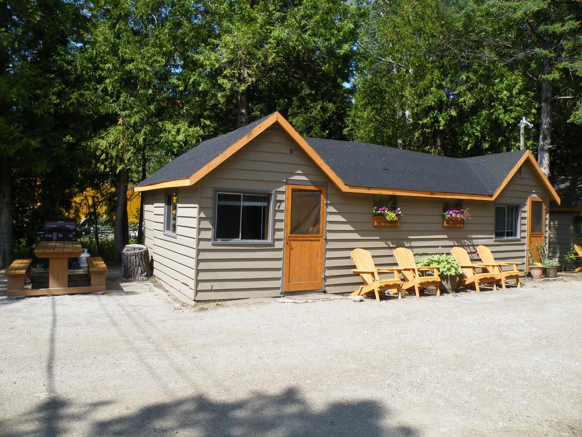 Peacock Villa Motel Tobermory Exterior foto